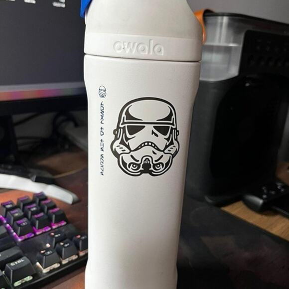 Owala Star Wars FreeSip Insulated Stainless Steel Water Bottle with Straw, 24oz - Picture 2 of 10
